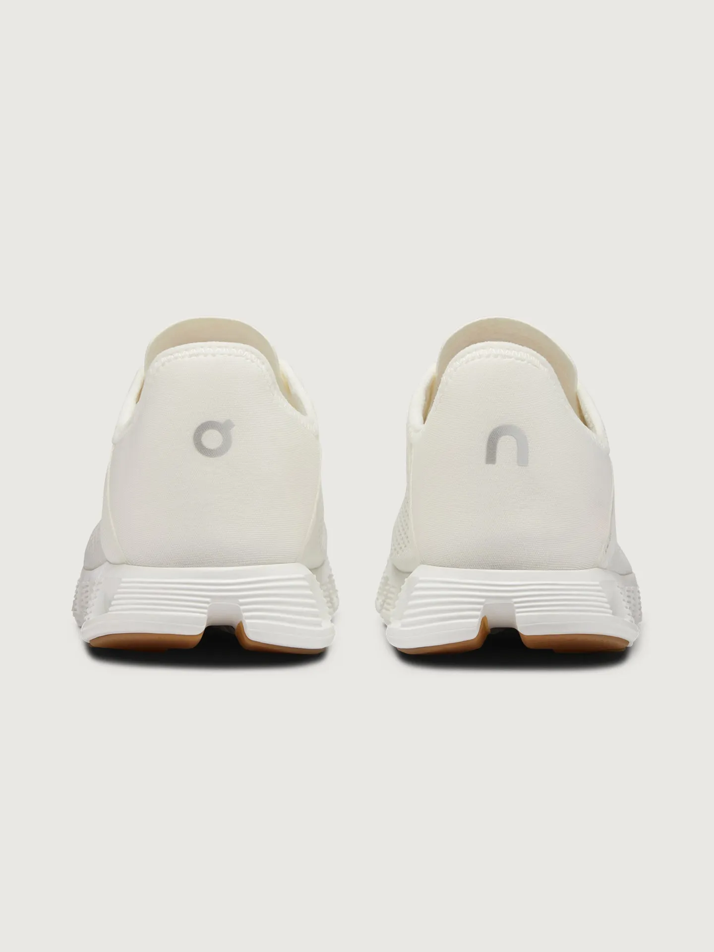 Cloud 5 Coast - All White sold by Carbon38 product image thumbnail 5
