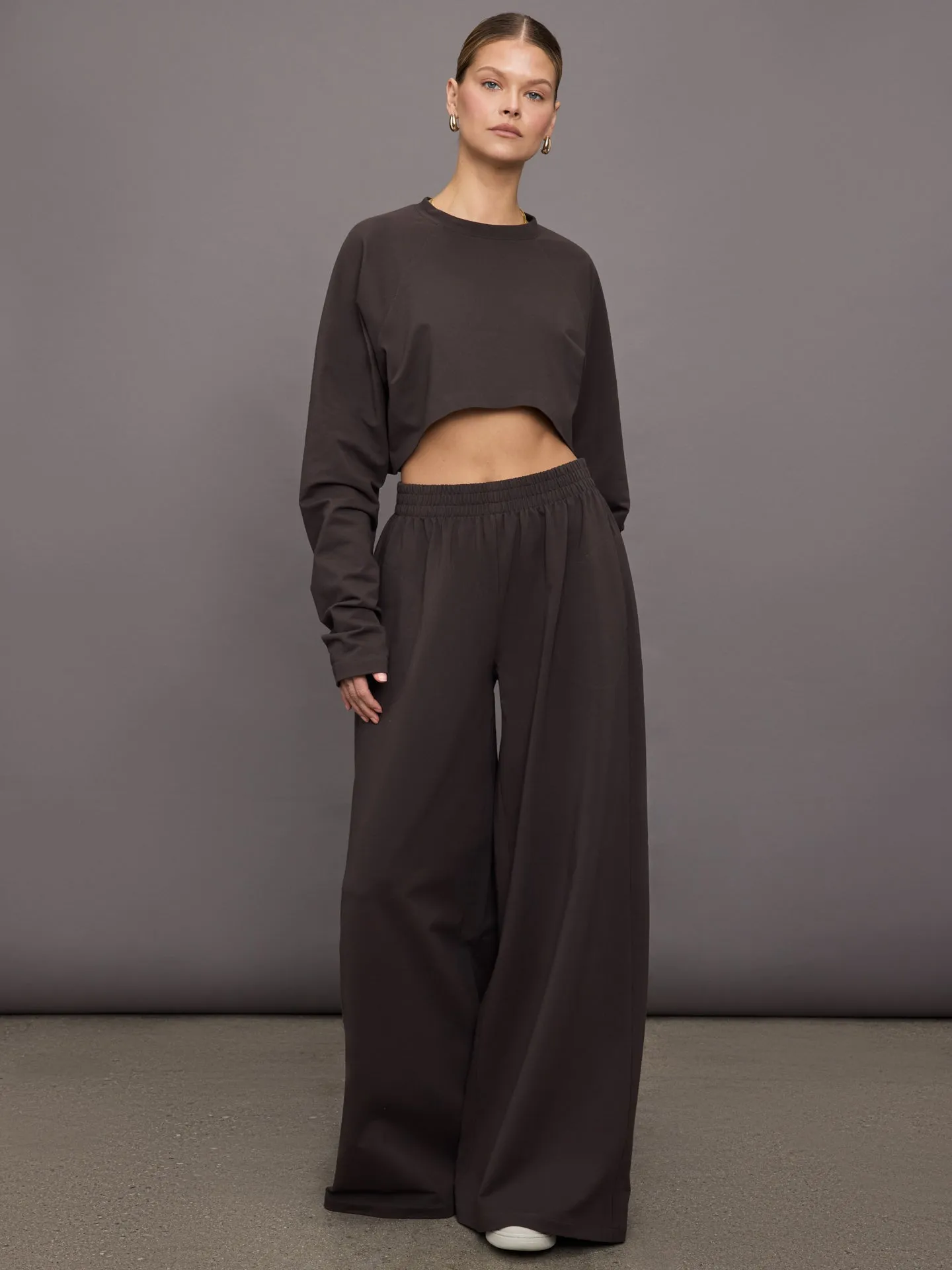 Oversized Raglan Sleeve Cropped Top - Espresso sold by Carbon38 product image thumbnail 2