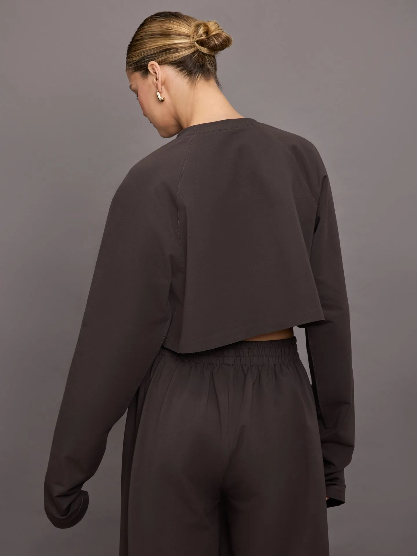 Oversized Raglan Sleeve Cropped Top - Espresso sold by Carbon38 product image thumbnail 4