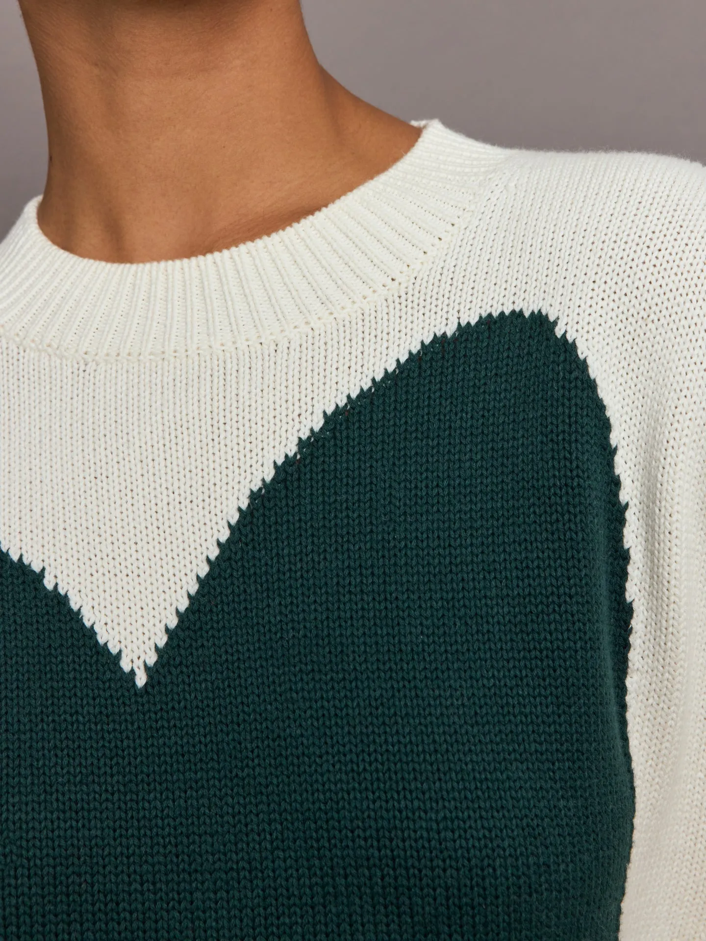 Benton Sweater Imperfect Heart - Off White / Emerald sold by Carbon38 product image thumbnail 5