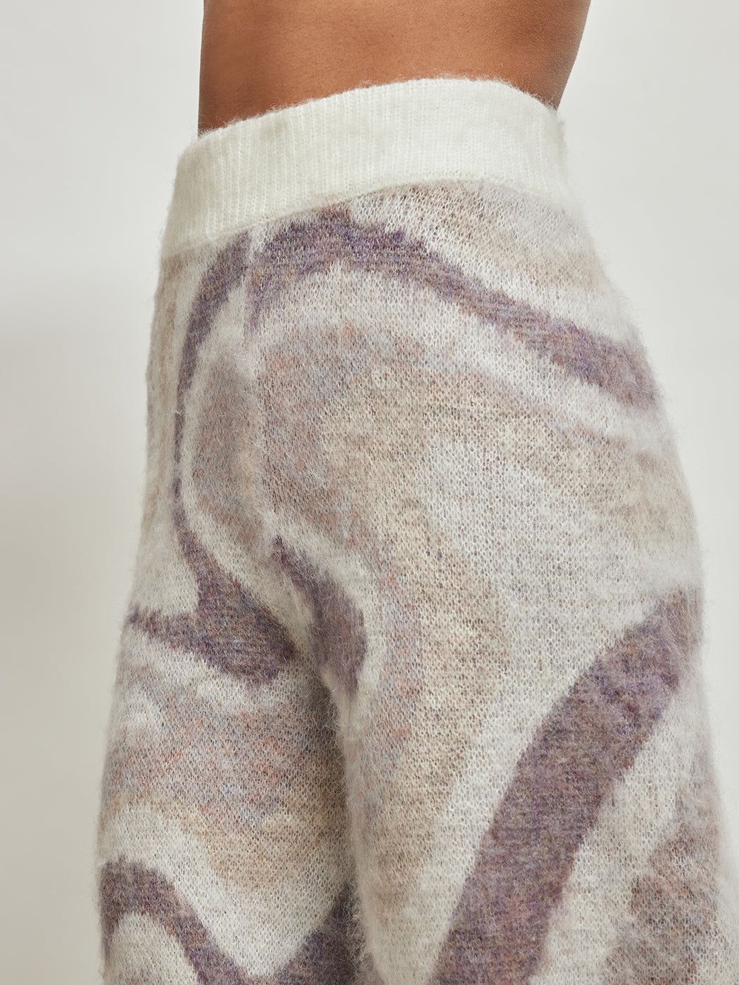 TWEN-VN4O-003-PRNTABS-22FAL - Off White sold by Carbon38 product image thumbnail 5