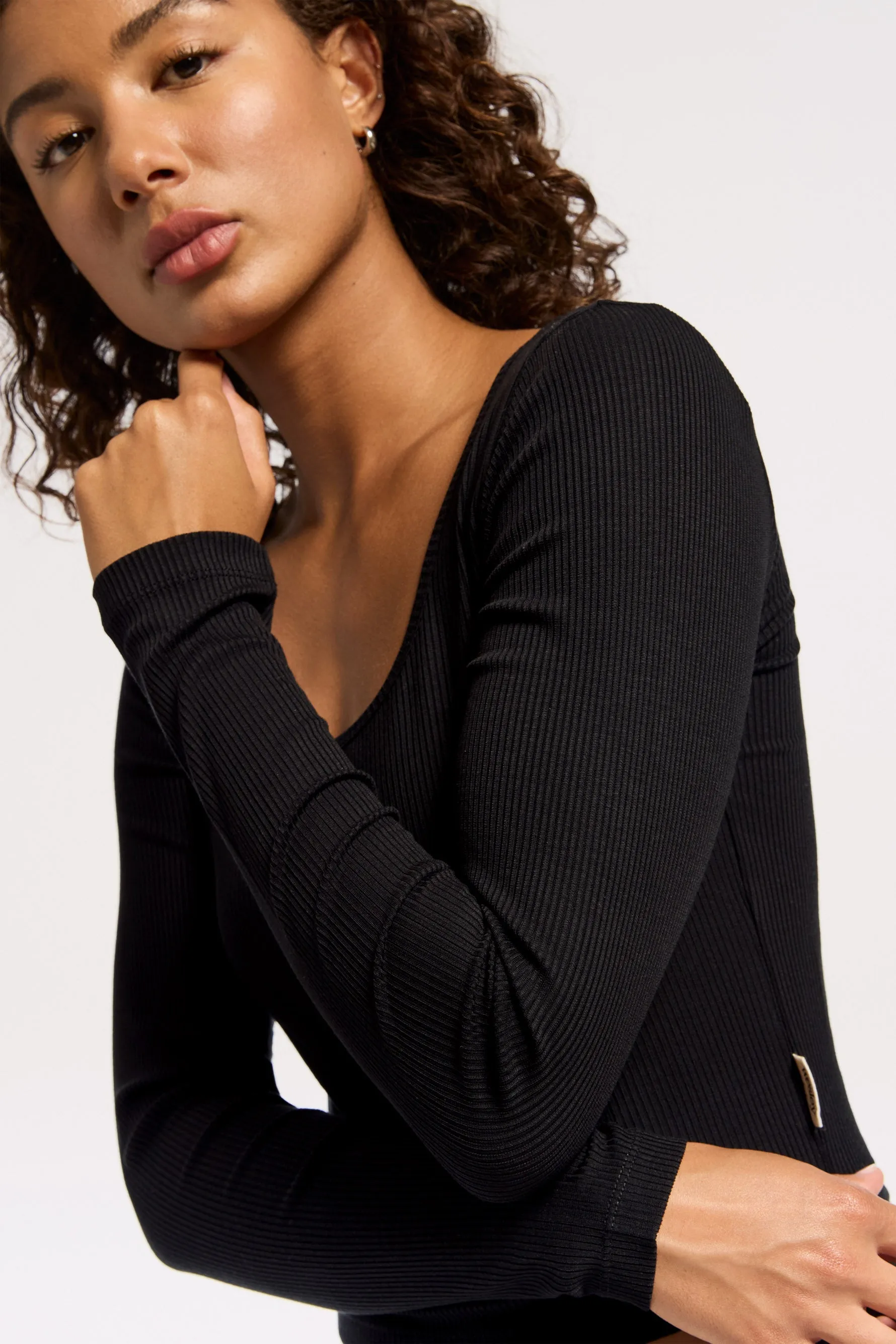 Rivington Ribbed Long Sleeve Scoop Neck Crop Top - Black sold by Carbon38 product image thumbnail 4