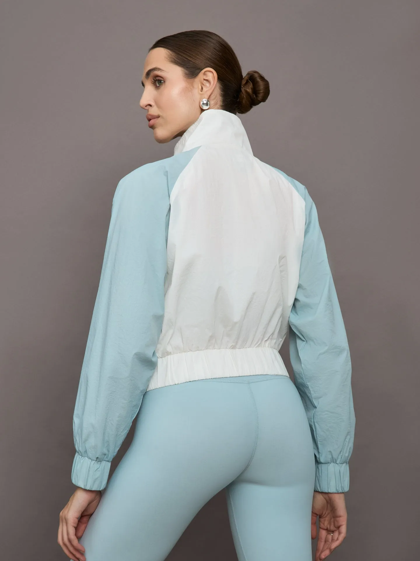 Colorblock Windbreaker - Cloud Dancer / Sky Blue sold by Carbon38 product image thumbnail 4
