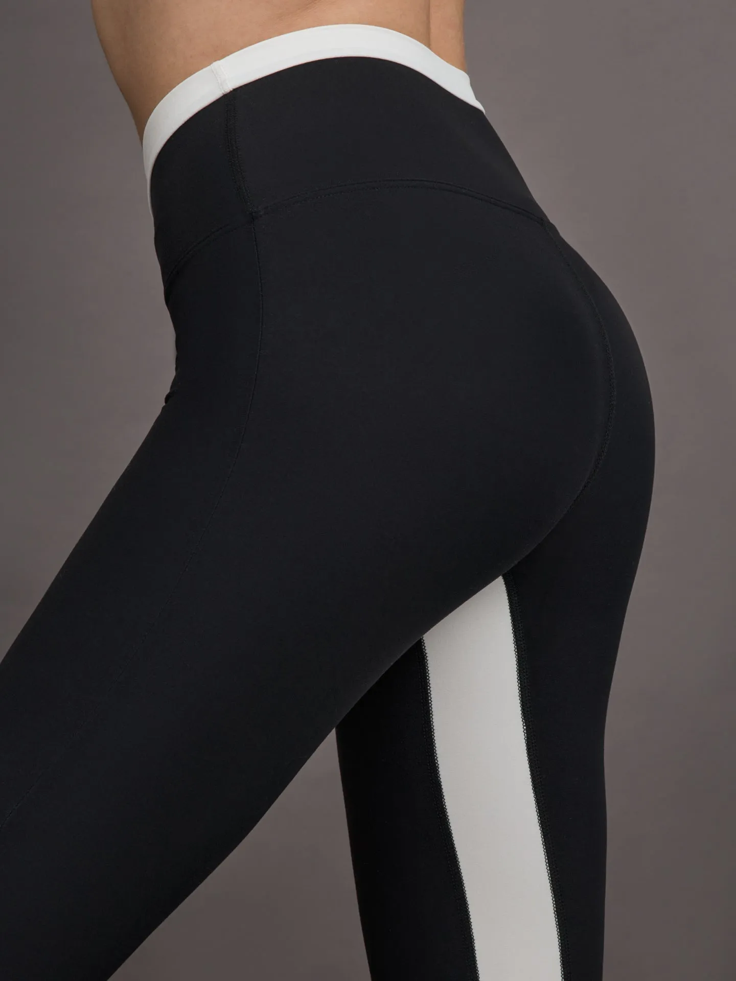 Colorblock Split Bootcut Legging in Melt - Black/Cloud Dancer sold by Carbon38 product image thumbnail 5