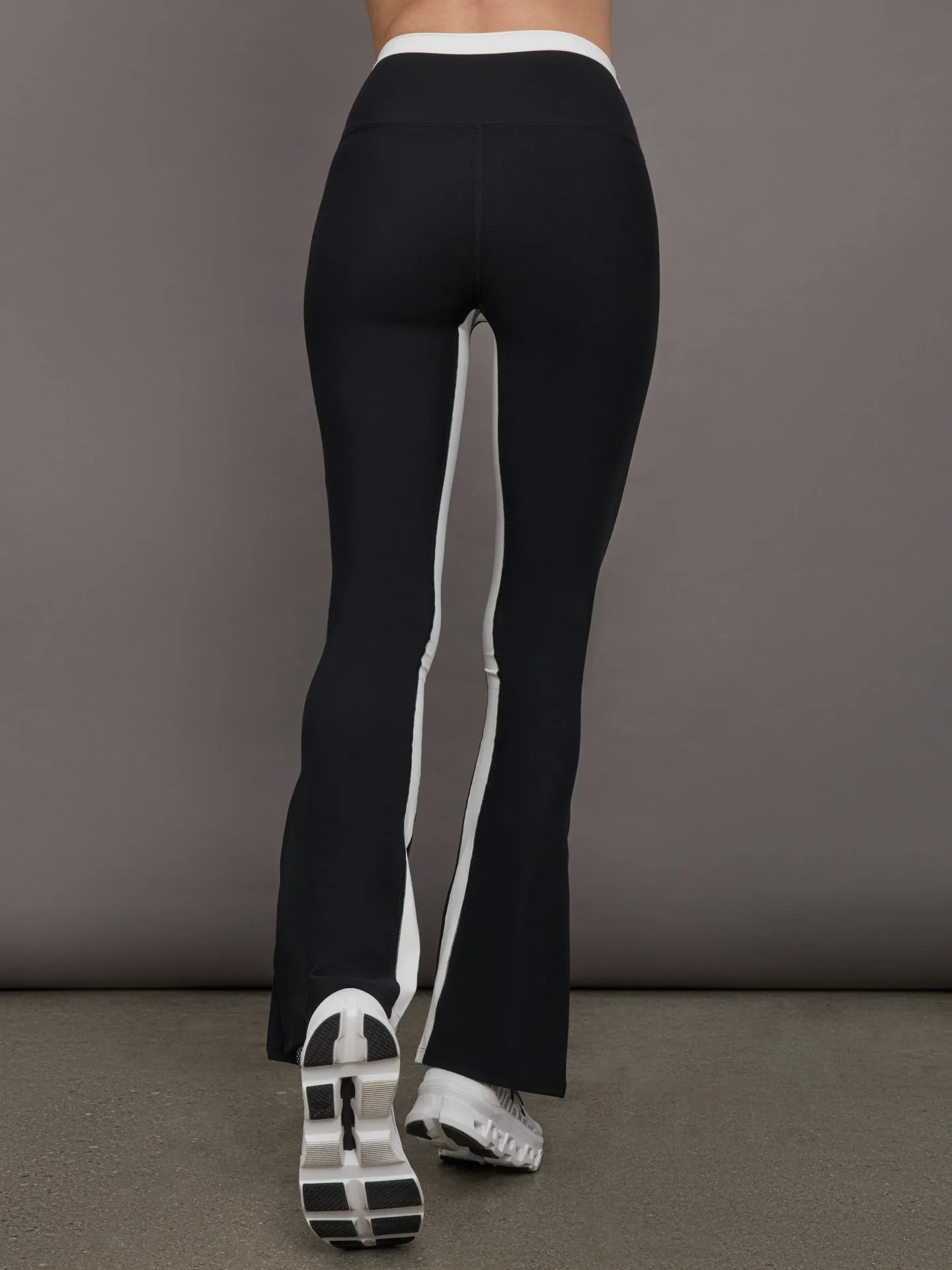 Colorblock Split Bootcut Legging in Melt - Black/Cloud Dancer sold by Carbon38 product image thumbnail 3