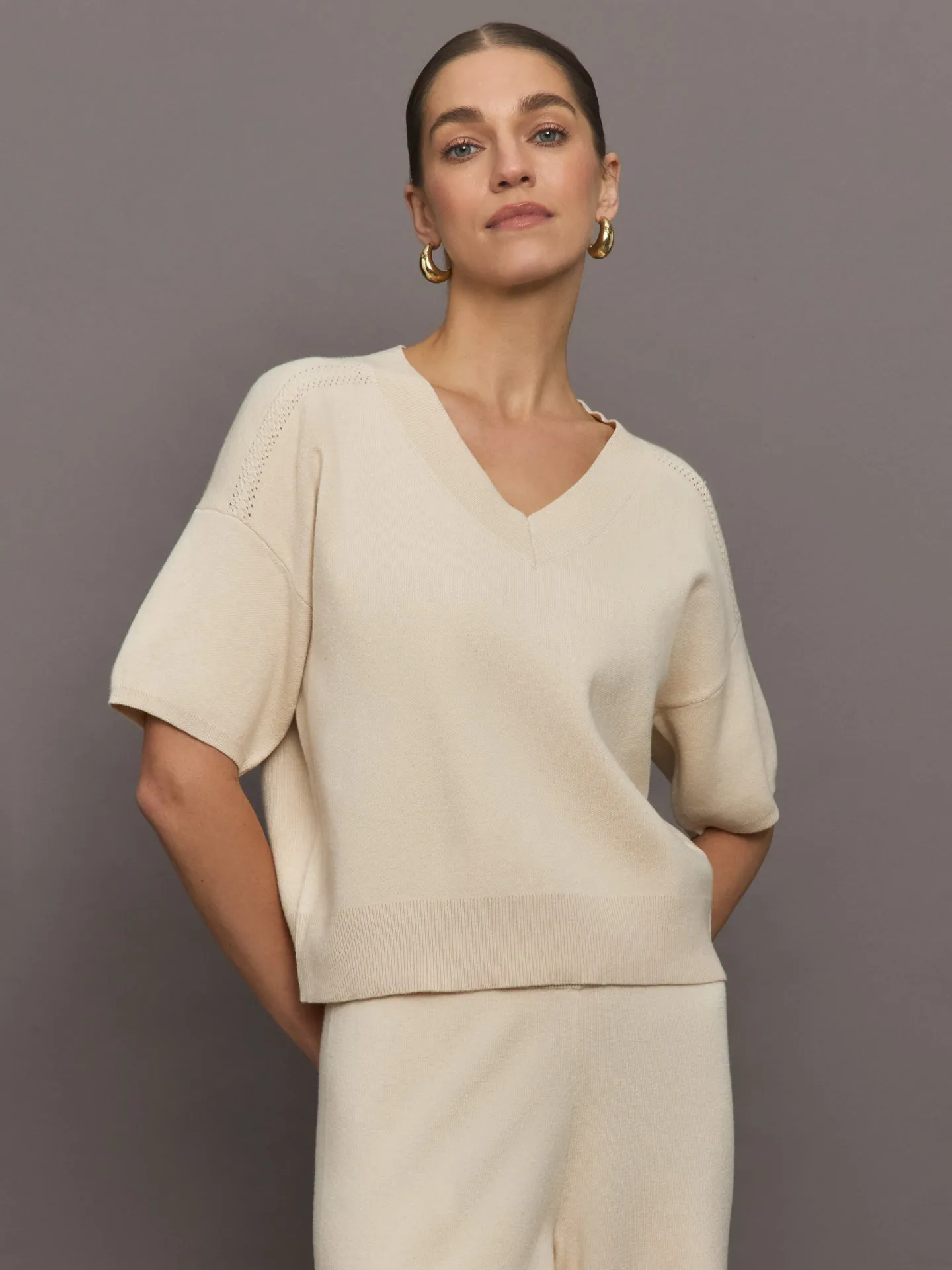 Isla Short Sleeve V-neck Pullover - Sand Dollar sold by Carbon38