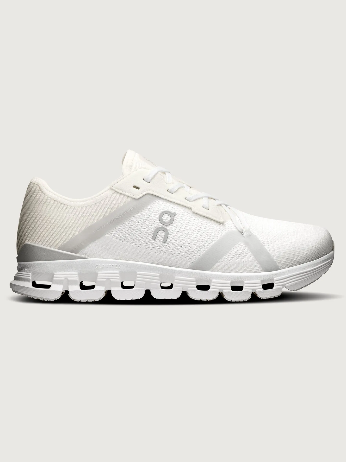 Cloud X 4 AD - White | Wolf sold by Carbon38