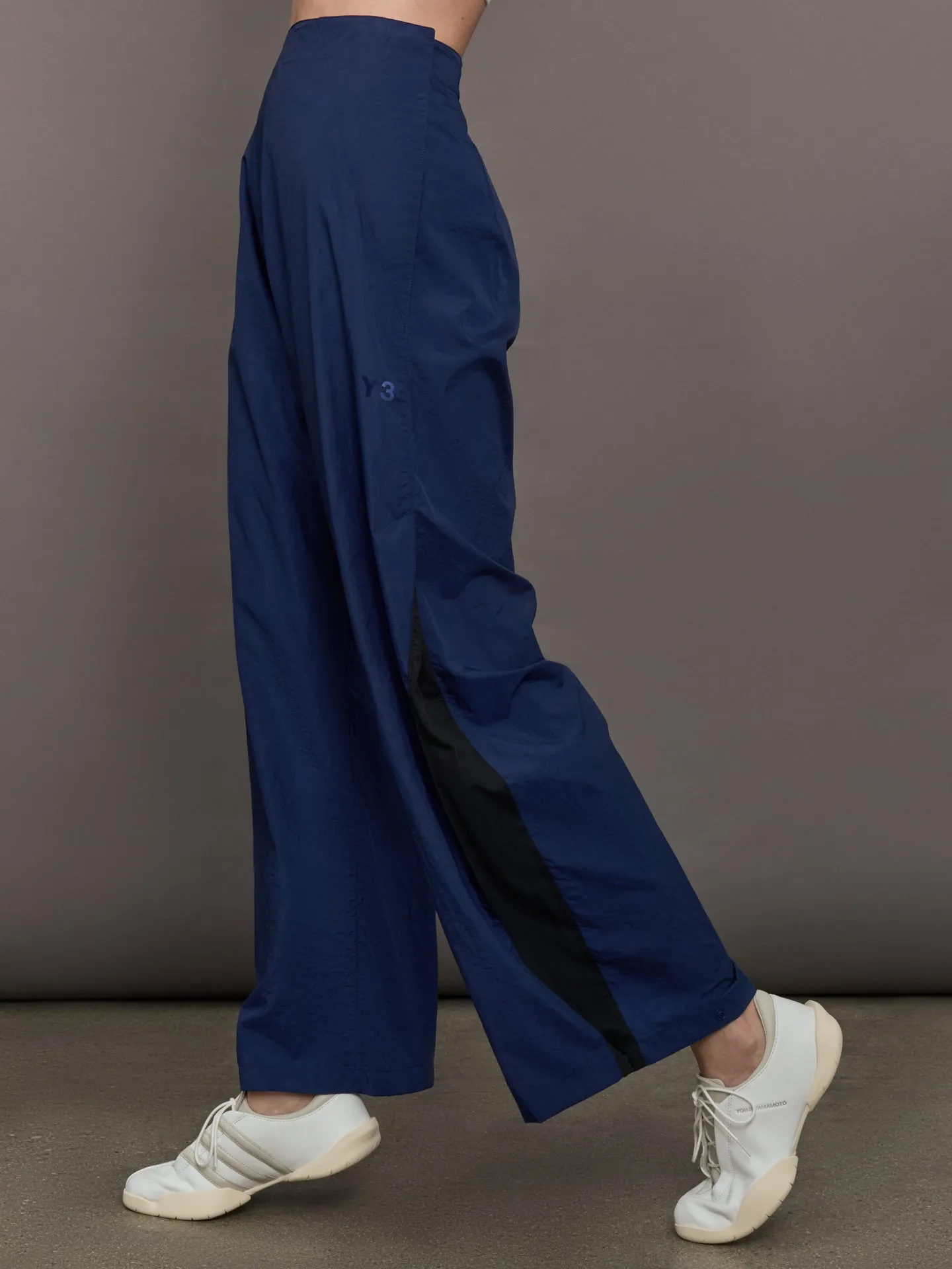 Ultralight Nylon Pant - Dark Blue sold by Carbon38 product image thumbnail 3