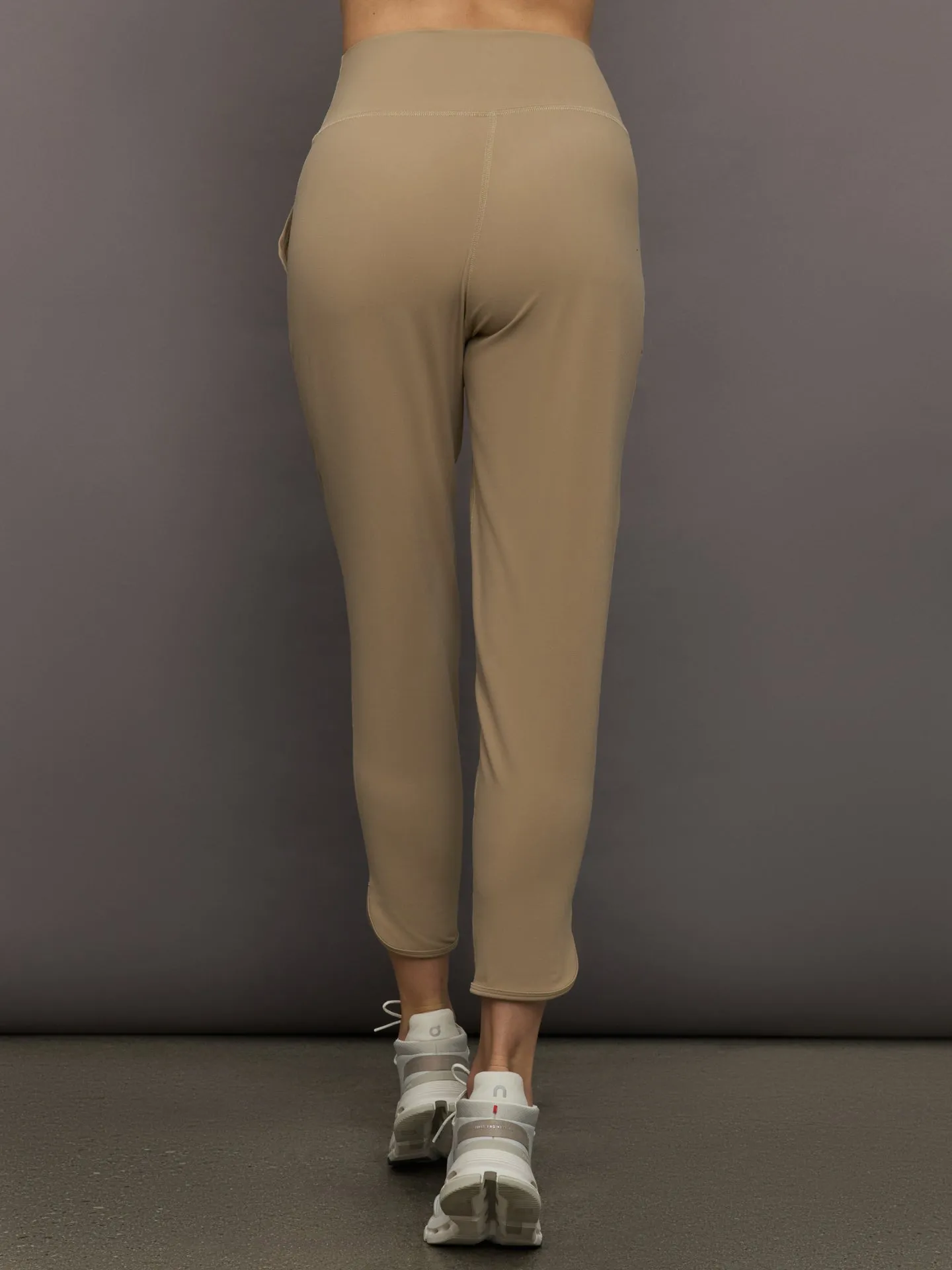 Jogger in Melt - Chinchilla sold by Carbon38 product image thumbnail 4