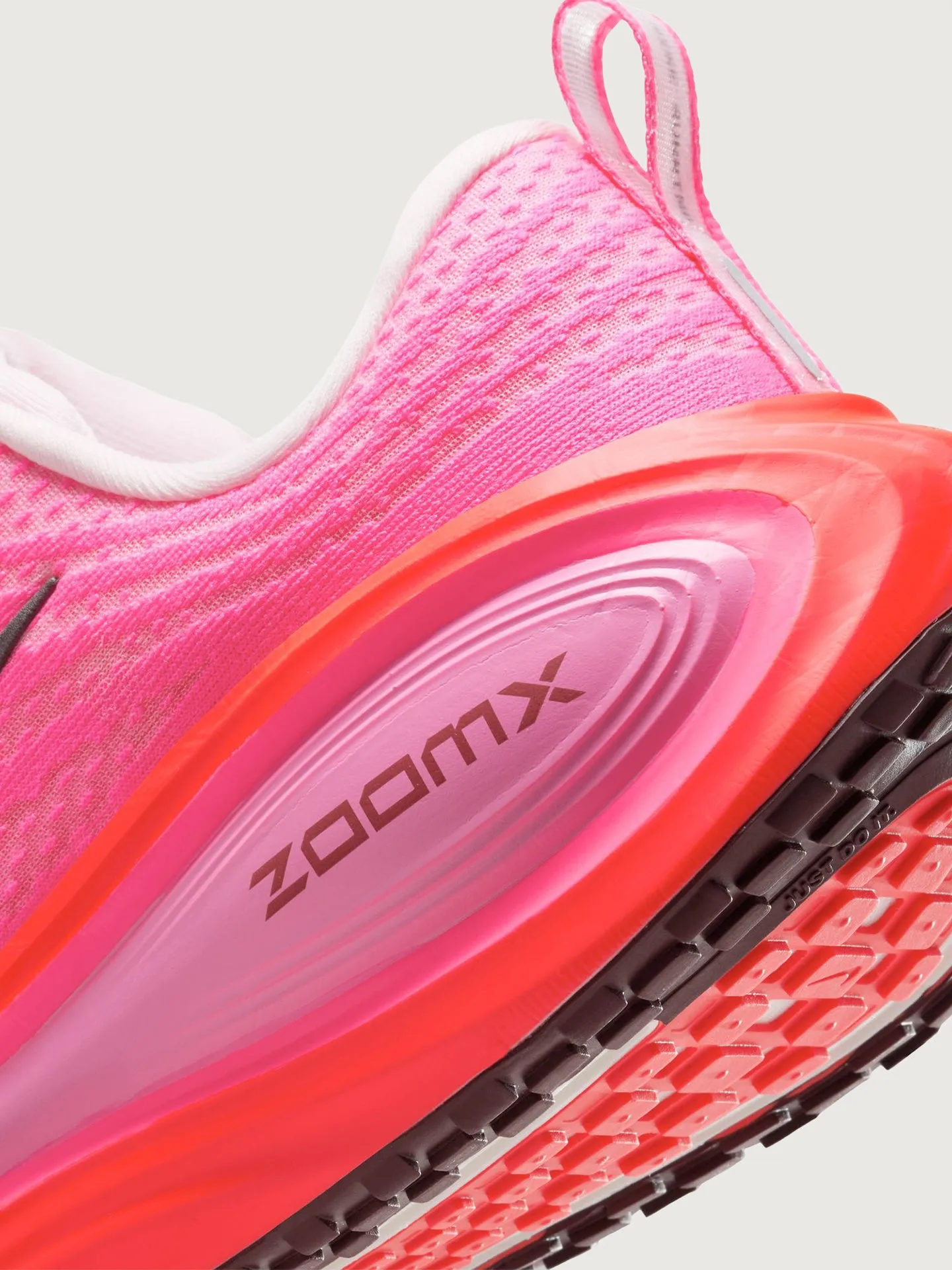 Nike Vomero Plus - Pink Foam/Black-Hyper Pink sold by Carbon38 product image thumbnail 4