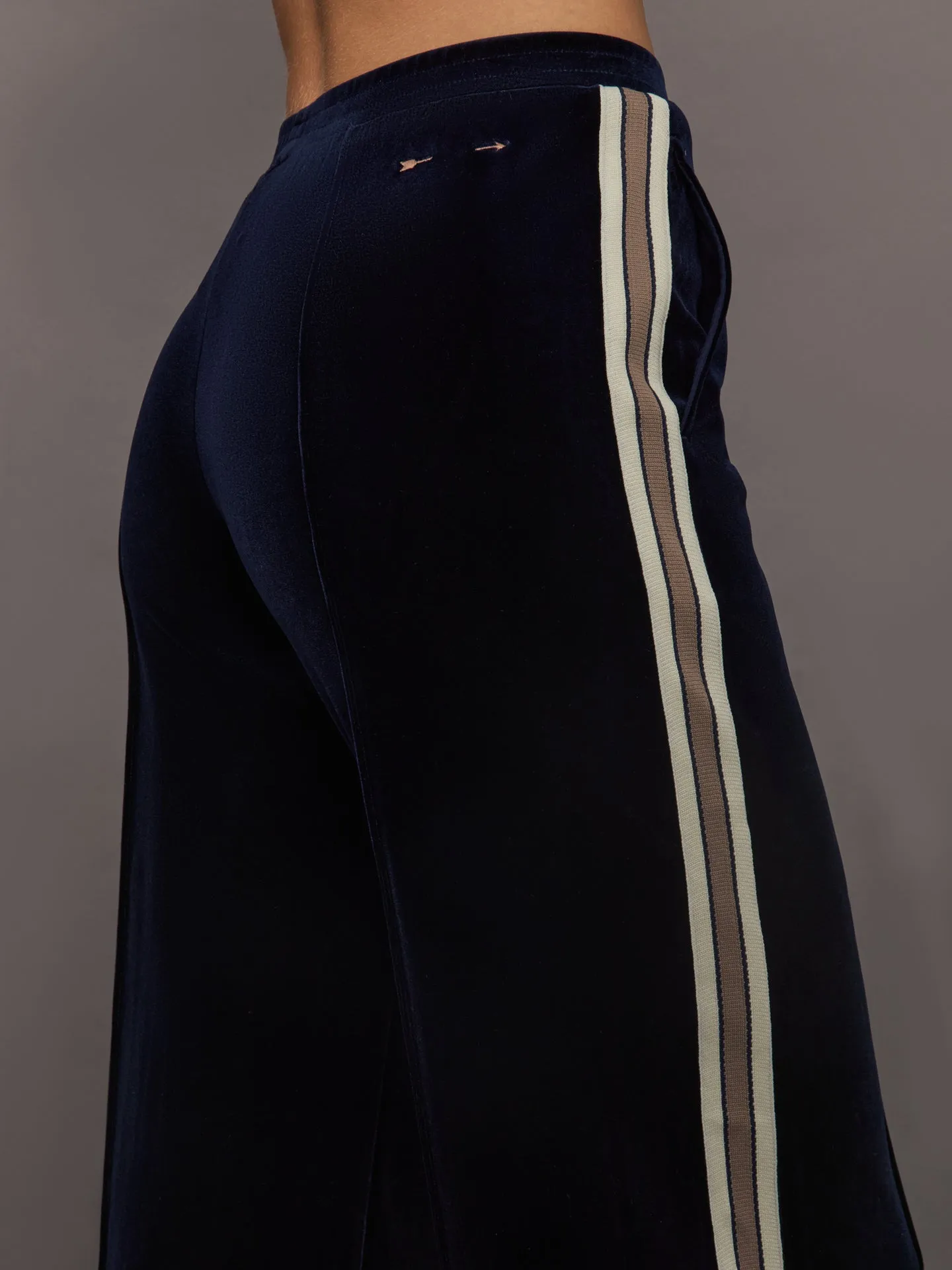 Monaco Freya Wide Leg Pant - Navy sold by Carbon38 product image thumbnail 5