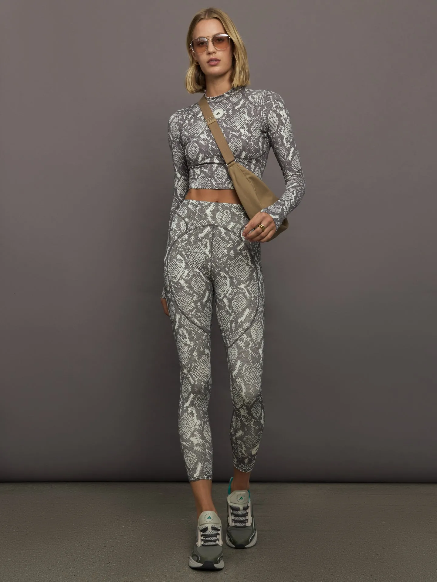 aSMC TruePurpose Training Leggings - Almond Milk-Smc/Charcoal sold by Carbon38 product image thumbnail 5