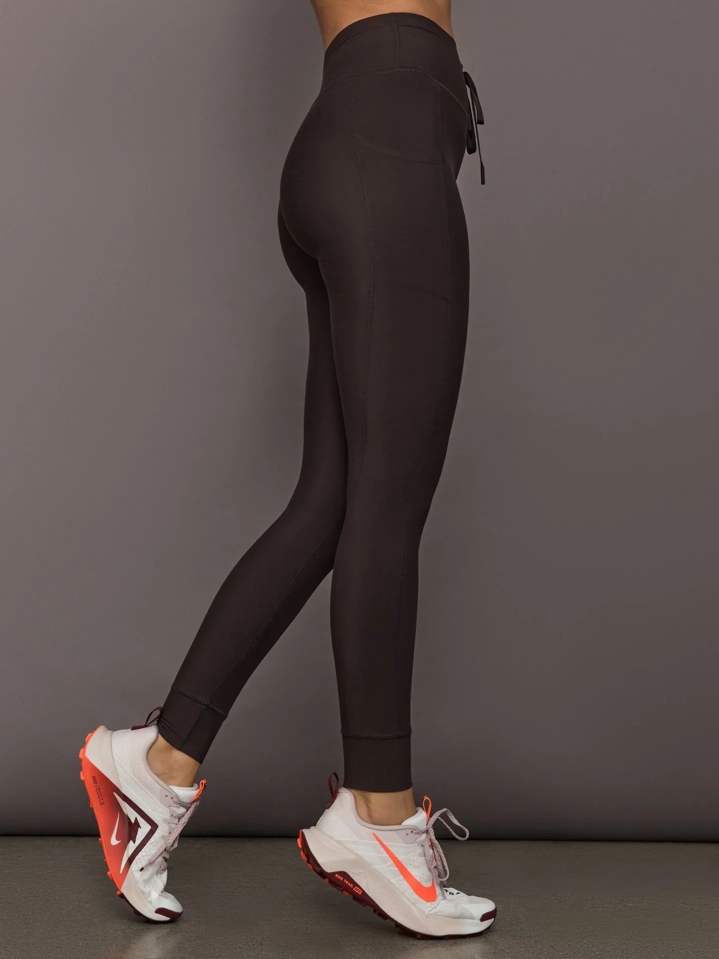 High Rise Sport Pocket Legging in Melt - Chocolate Torte sold by Carbon38 product image thumbnail 3