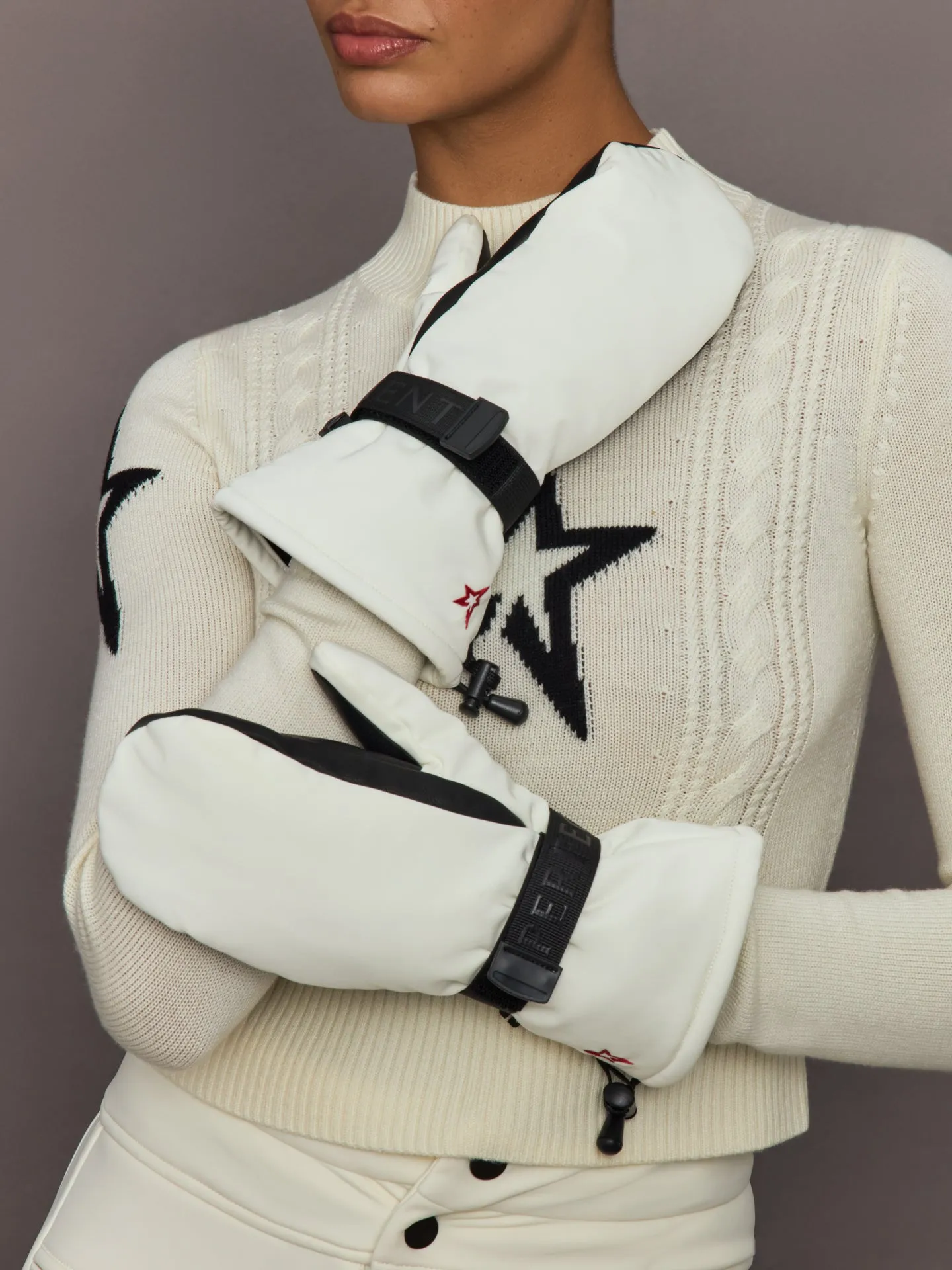 Davos Mitts - Snow White sold by Carbon38 product image thumbnail 2