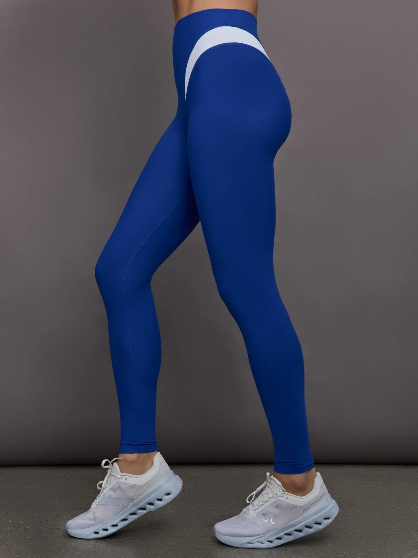 Spliced Colorblock Legging in Melt - Cobalt/White sold by Carbon38 product image thumbnail 3