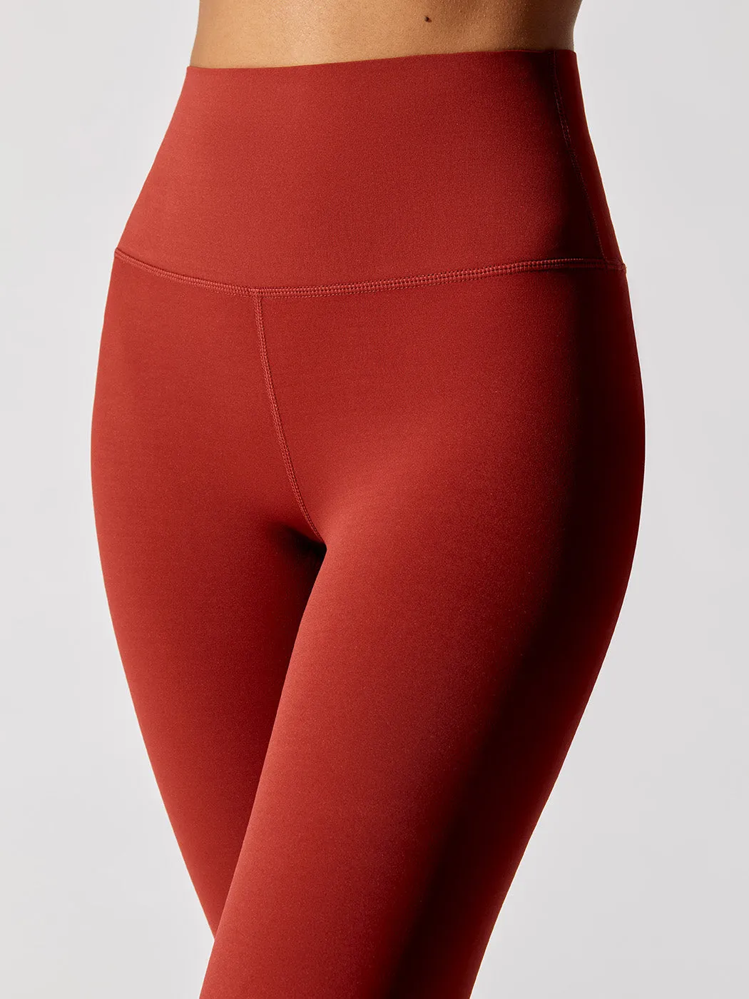 High Rise Full-length Legging In Diamond Compression - Rum Wine sold by Carbon38 product image thumbnail 5