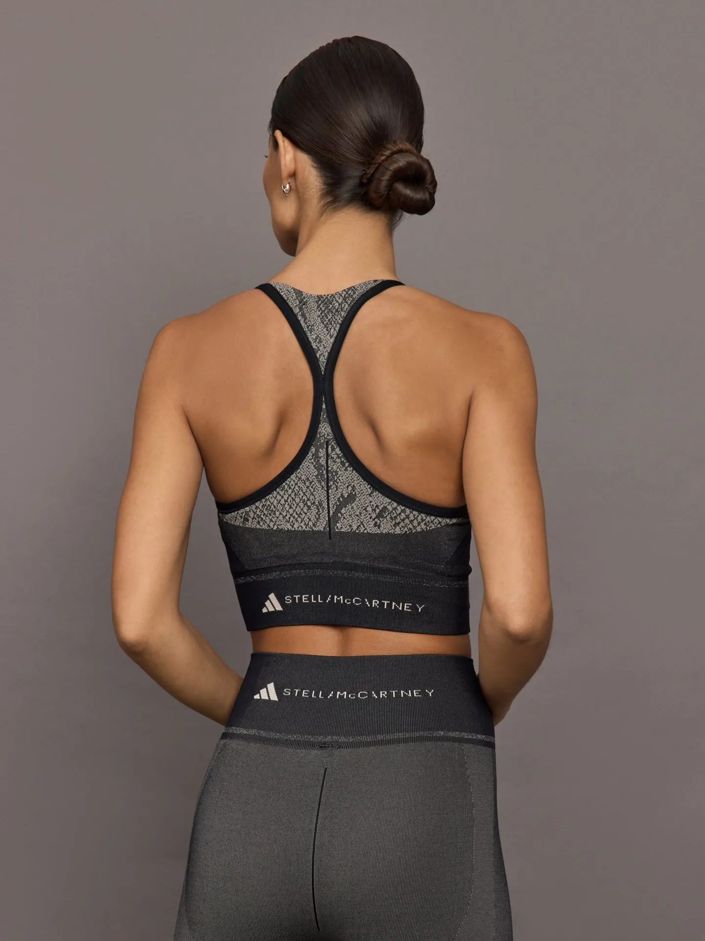 aSMC TrueStrength Seamless Yoga Bra - Black/White sold by Carbon38 product image thumbnail 4