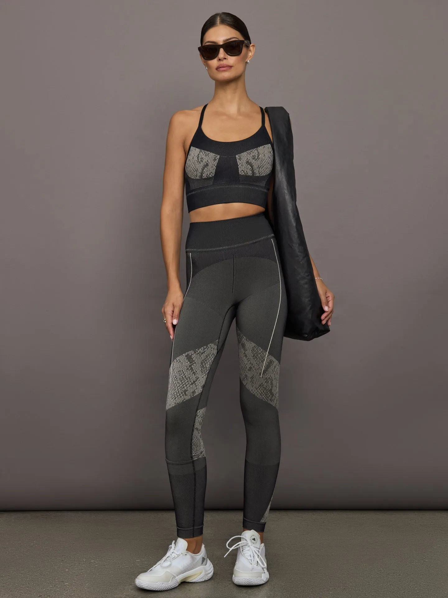 aSMC TrueStrength Seamless Yoga Bra - Black/White sold by Carbon38 product image thumbnail 2