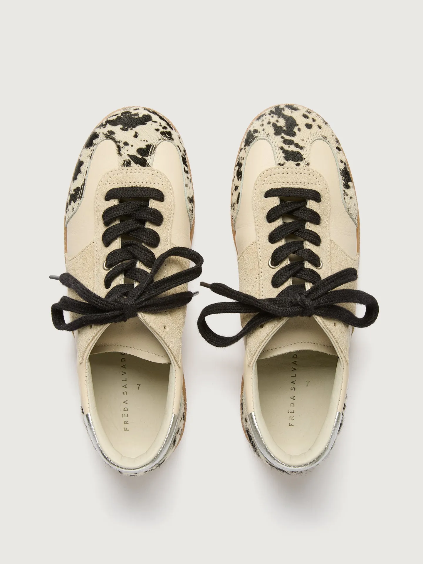 Jackie - Cowhair Calf Combo sold by Carbon38 product image thumbnail 3