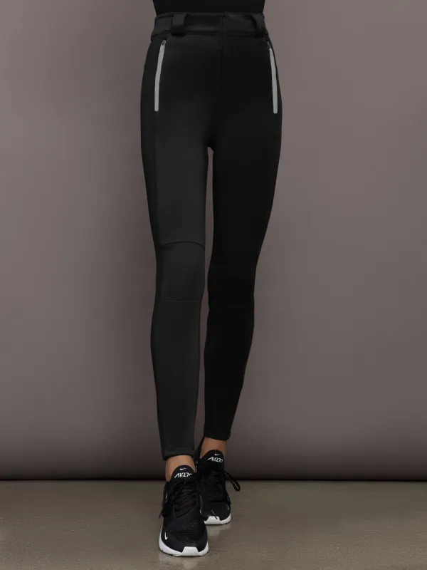 Chill Factor Legging - Black sold by Carbon38