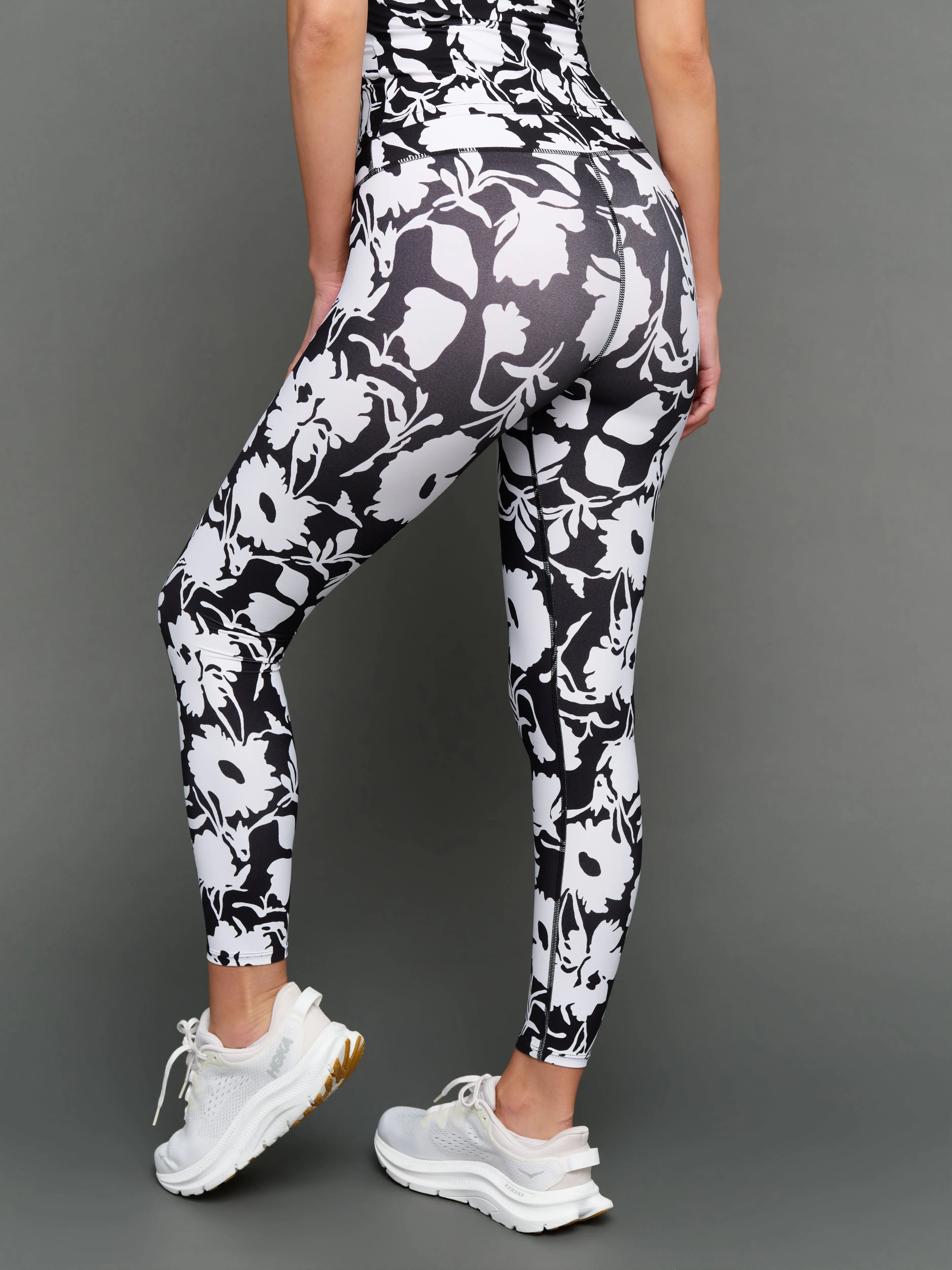 Floral Print Legging in Melt - Floral Print sold by Carbon38 product image thumbnail 5