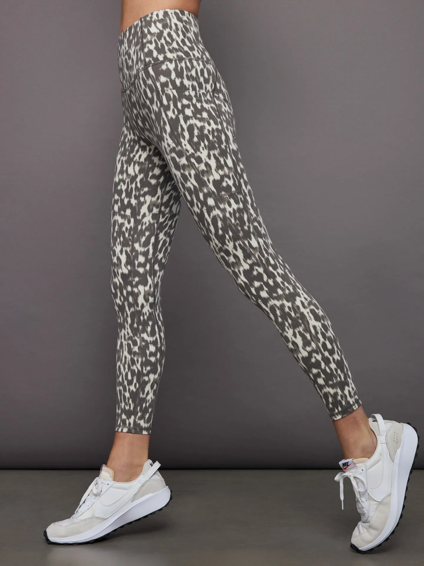 Move Pocket High Legging - Roasted Cashew Brushed Spot sold by Carbon38 product image thumbnail 3