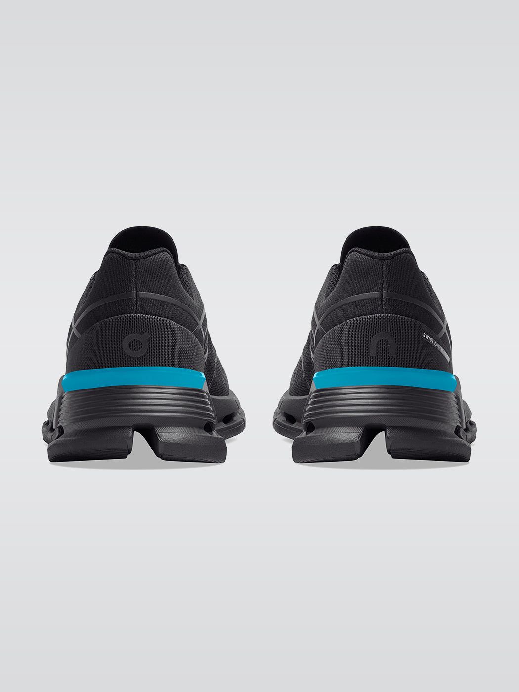 Cloudnova Z5 - Black/Cyan sold by Carbon38 product image thumbnail 2