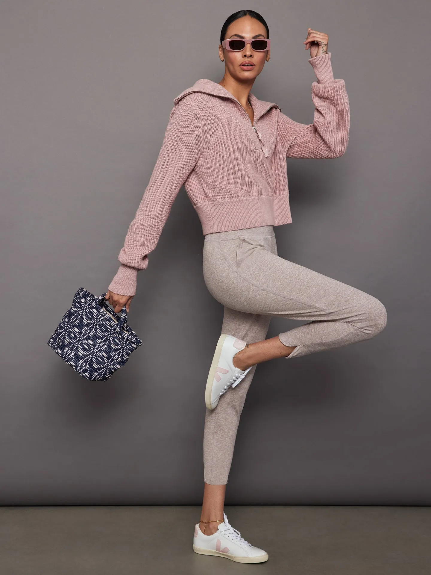 Jogger in Heather Melt - Oatmeal Heather sold by Carbon38 product image thumbnail 2