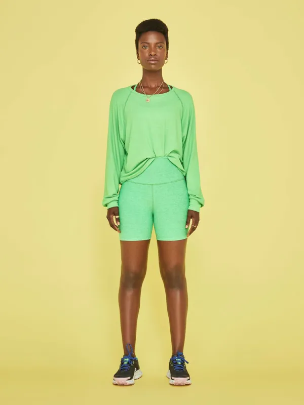 Spacedye Keep Pace Biker Short - Honeydew Pop Heather sold by Carbon38