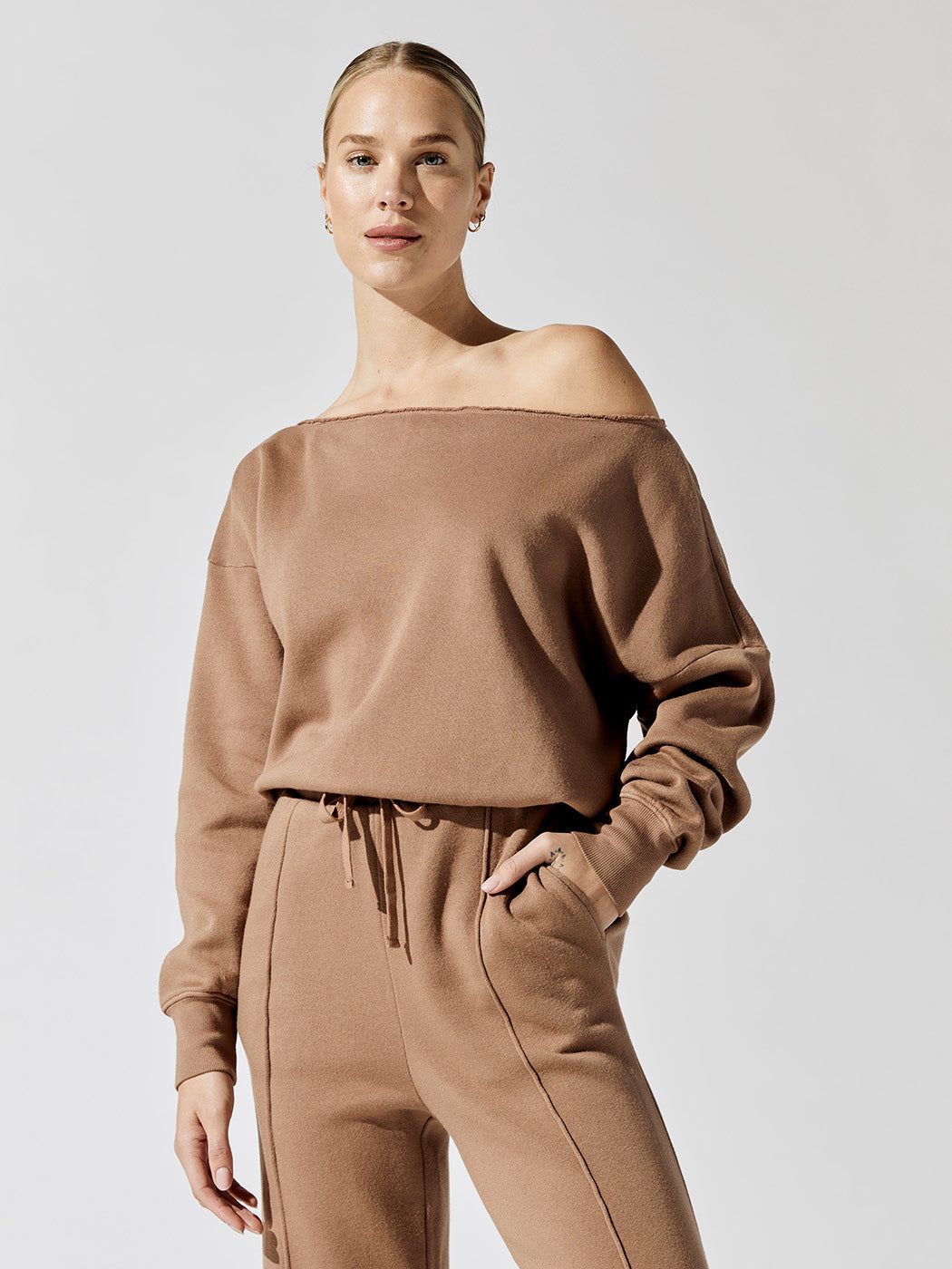Off Shoulder Sweatshirt in French Terry - Thrush sold by Carbon38 product image thumbnail 5