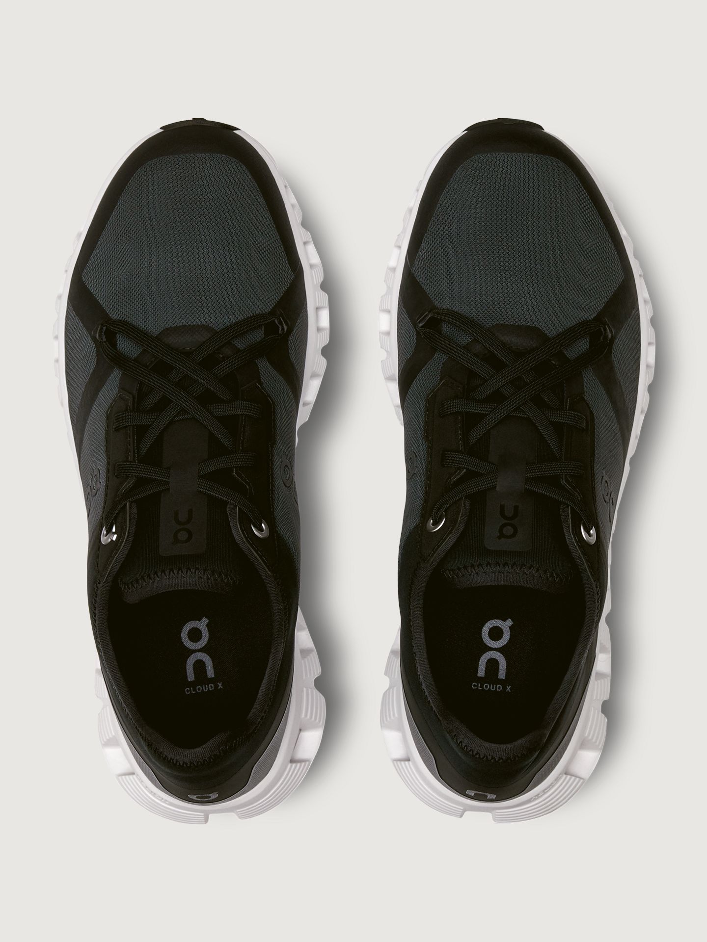 cloud x 3 AD - Black | White sold by Carbon38 product image thumbnail 4