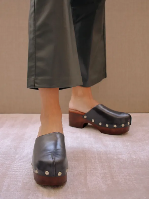 Harley Clog - Black made by Alohas