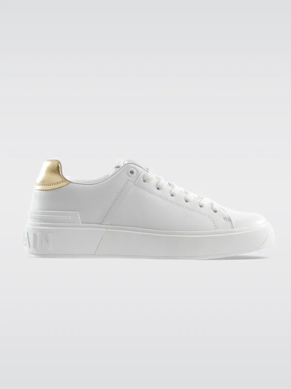 Sneaker B Court Classic - White-Gold sold by Carbon38