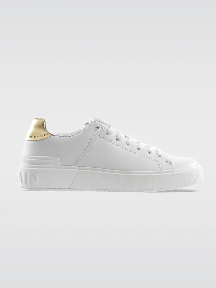 Sneaker B Court Classic - White-Gold sold by Carbon38