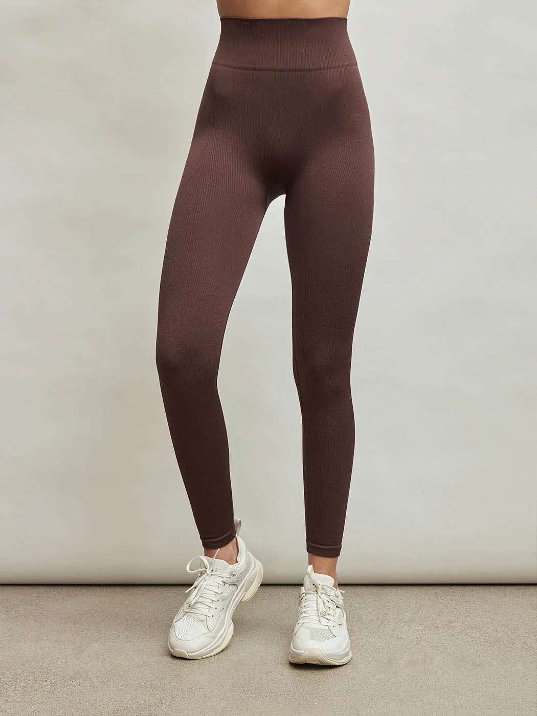 Awaken 7/8 Legging - Chocolate sold by Carbon38