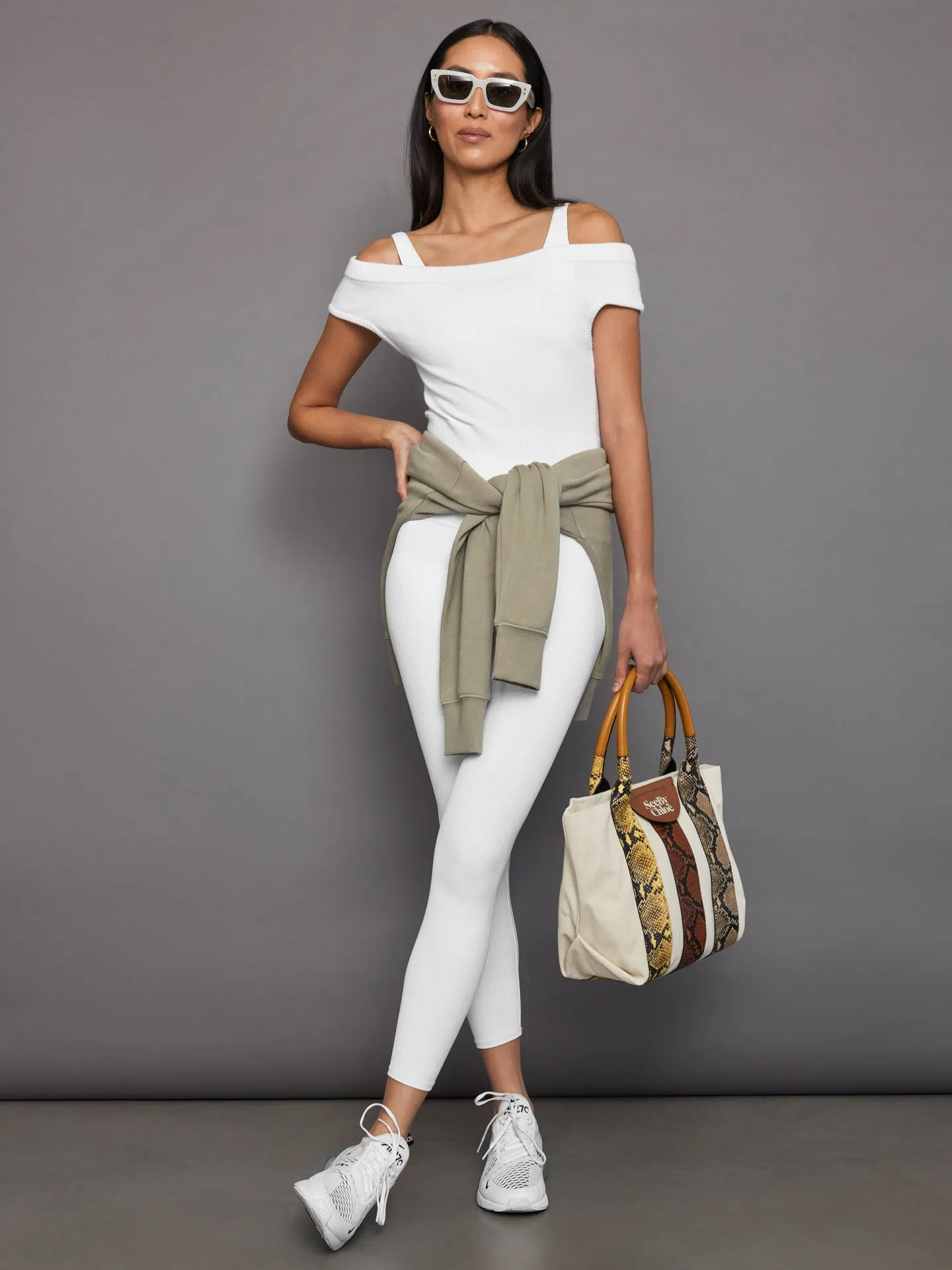 Short Sleeve Sweater - White sold by Carbon38 product image thumbnail 5