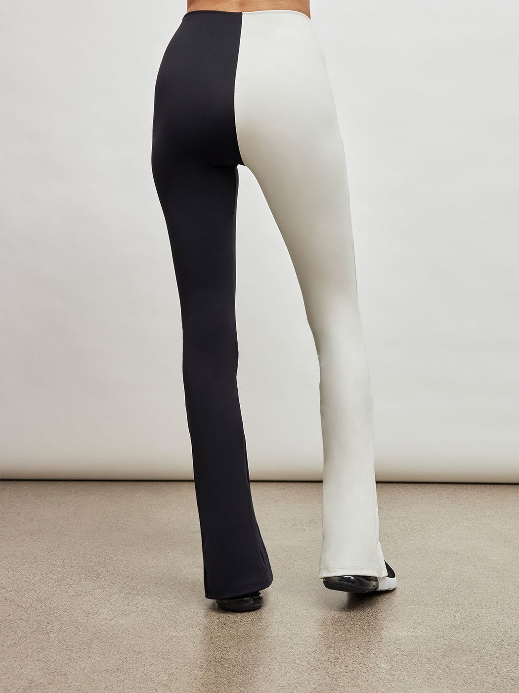 Ponti Legging - Chantilly / Black sold by Carbon38 product image thumbnail 3