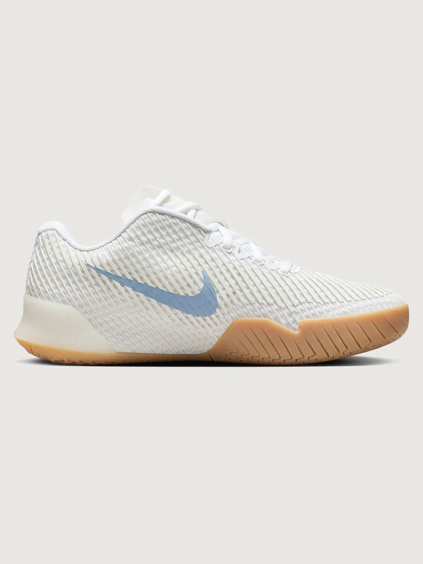 NikeCourt Air Zoom Vapor 11 - White/Light Blue-Sail-Gum- Light Brown sold by Carbon38