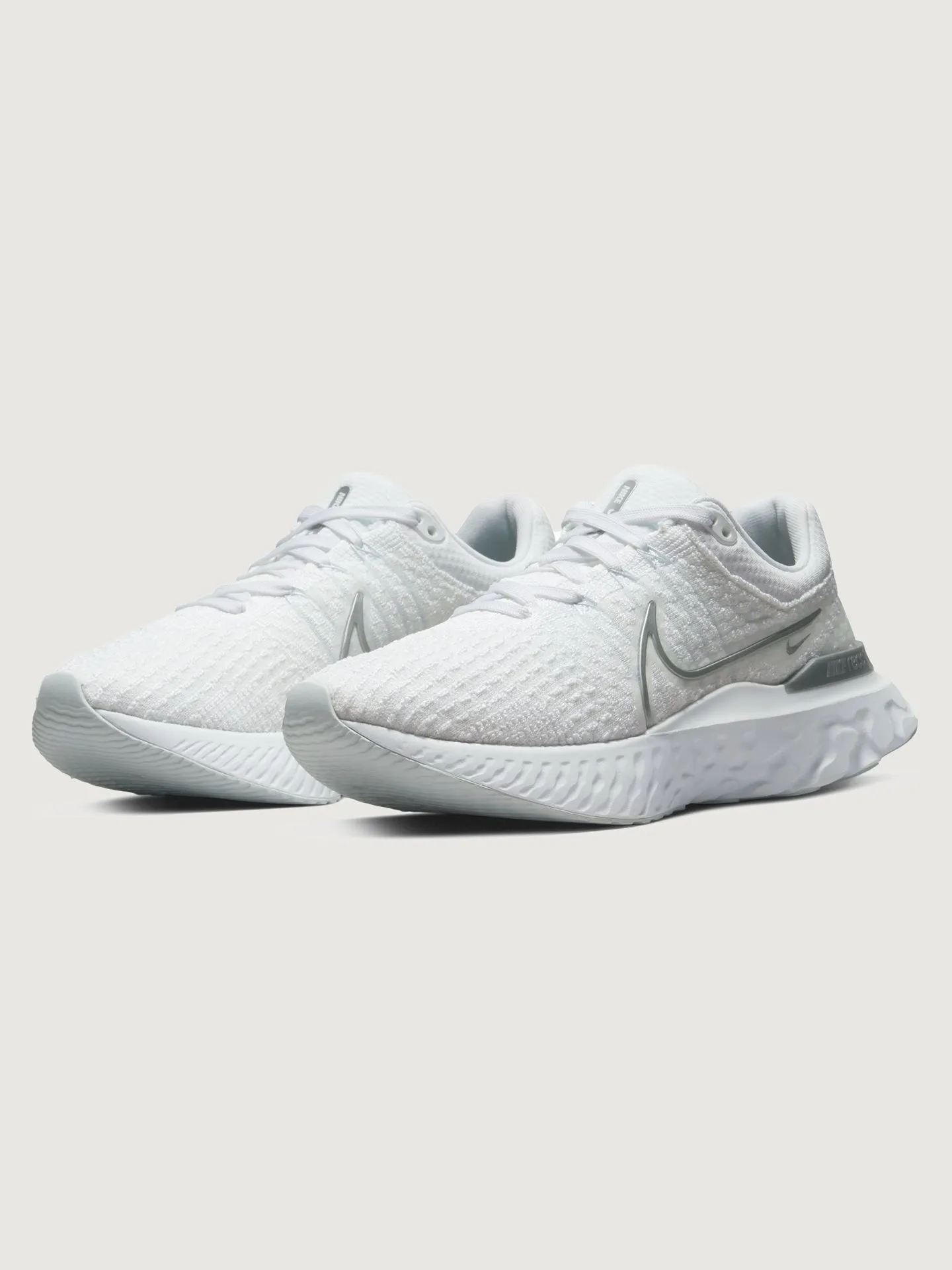 Nike React Infinity Run Flyknit 3 - White/Metallic Silver-Pure Platinum sold by Carbon38 product image thumbnail 5