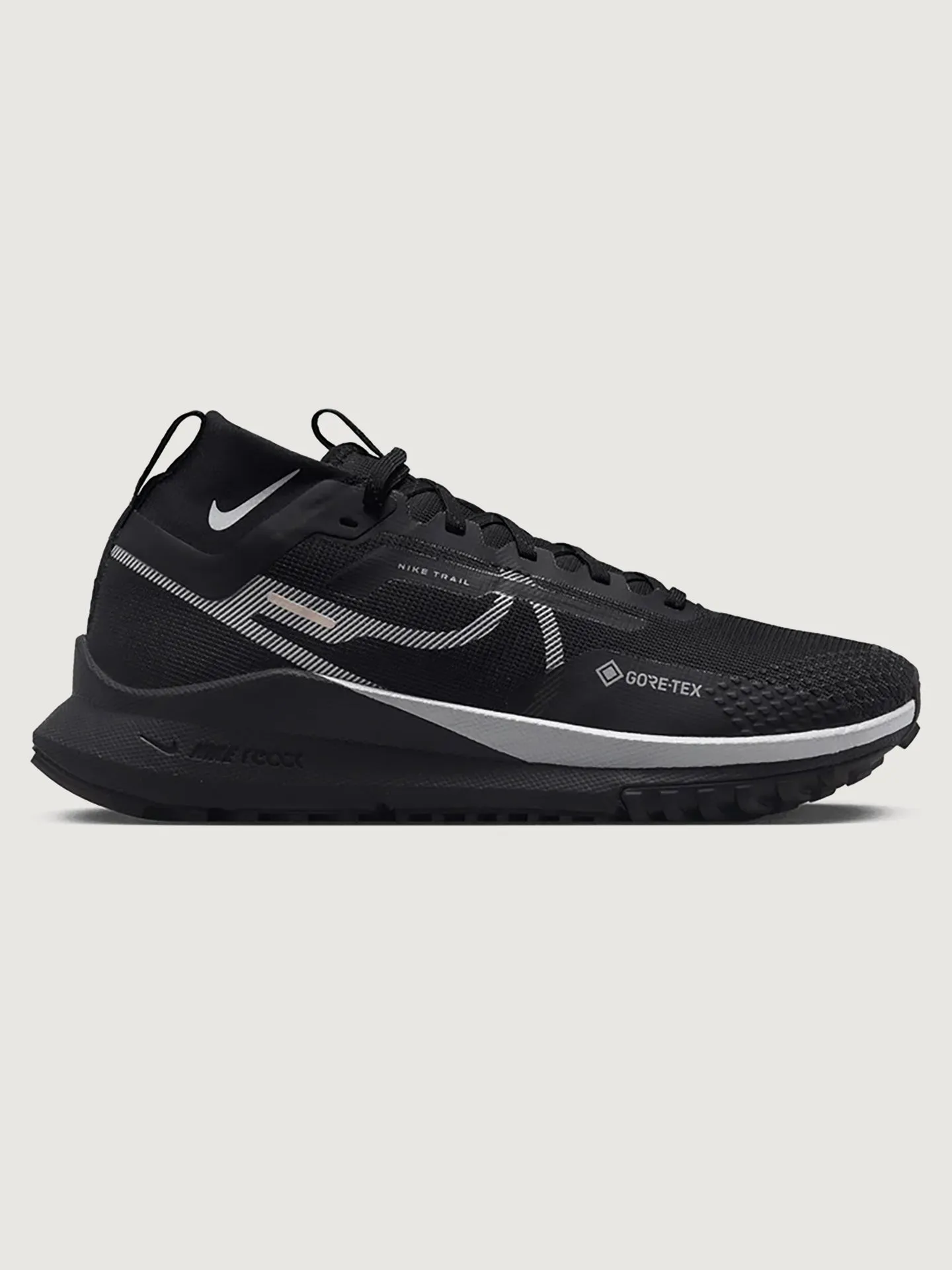 Nike React Pegasus Trail 4 GORE-TEX - Black/Wolf Grey-Reflect Silver sold by Carbon38