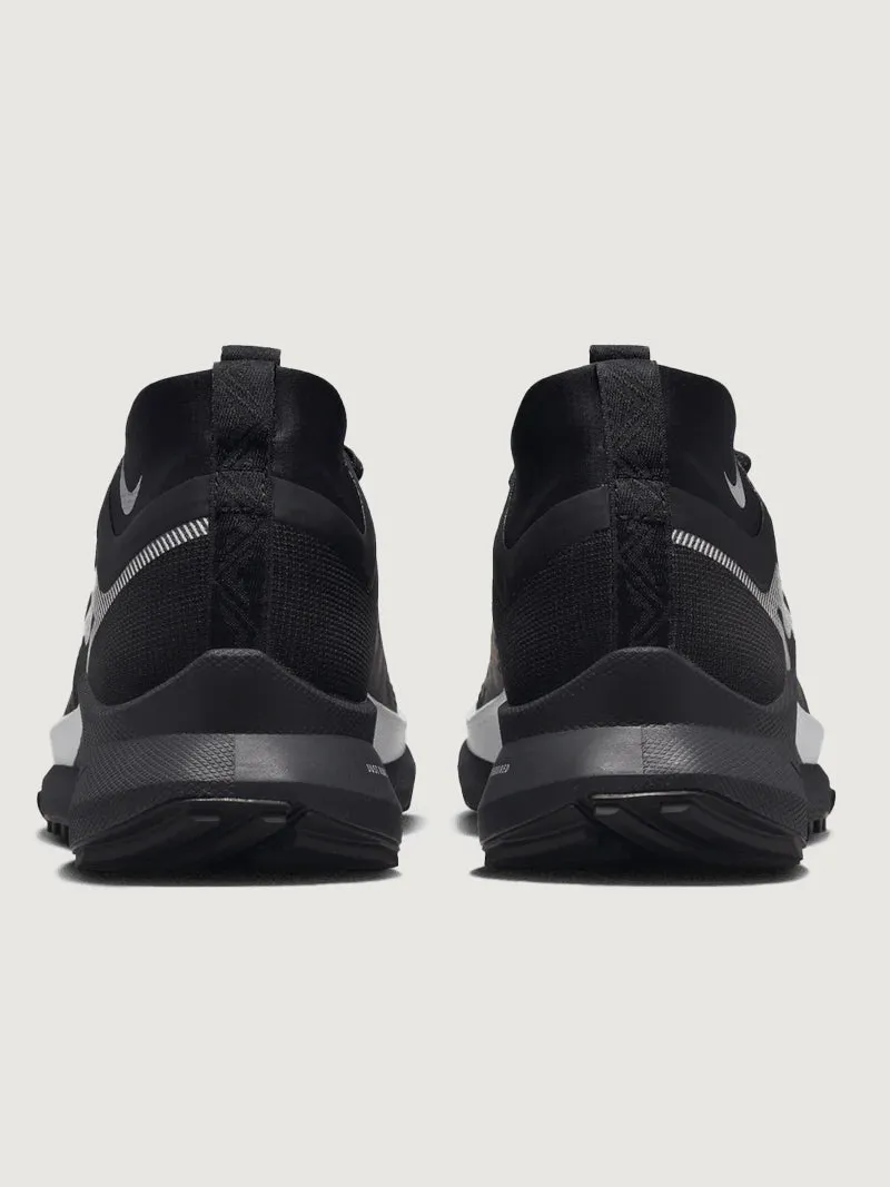Nike React Pegasus Trail 4 GORE-TEX - Black/Wolf Grey-Reflect Silver sold by Carbon38 product image thumbnail 4