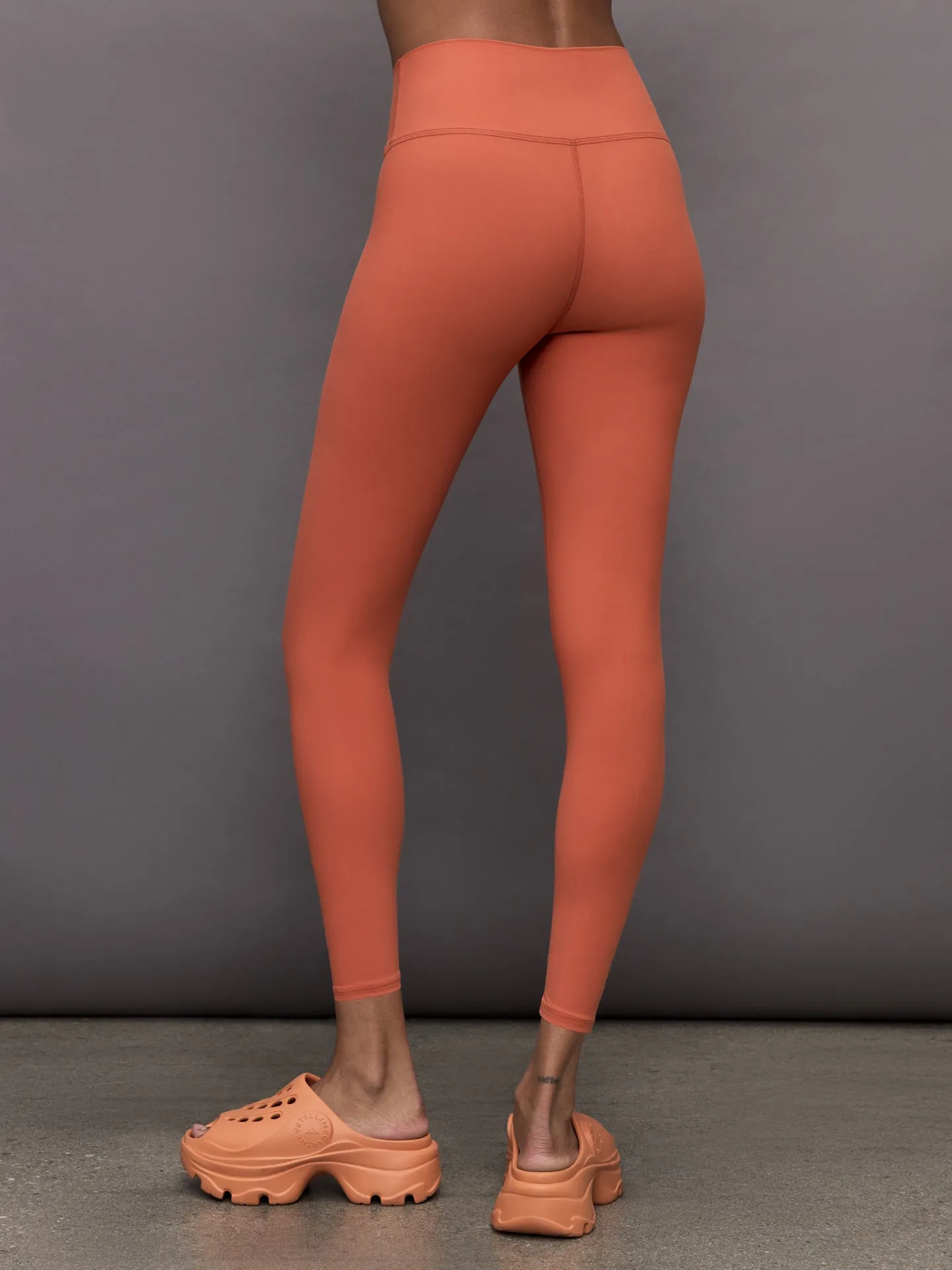 High Rise Legging in Melt - Burnt Sienna sold by Carbon38 product image thumbnail 3