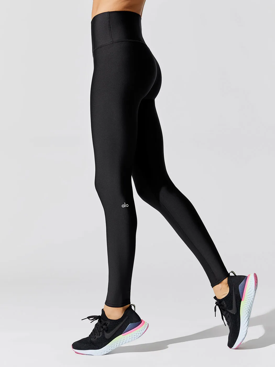 High-waist Airlift Legging - Black sold by Carbon38