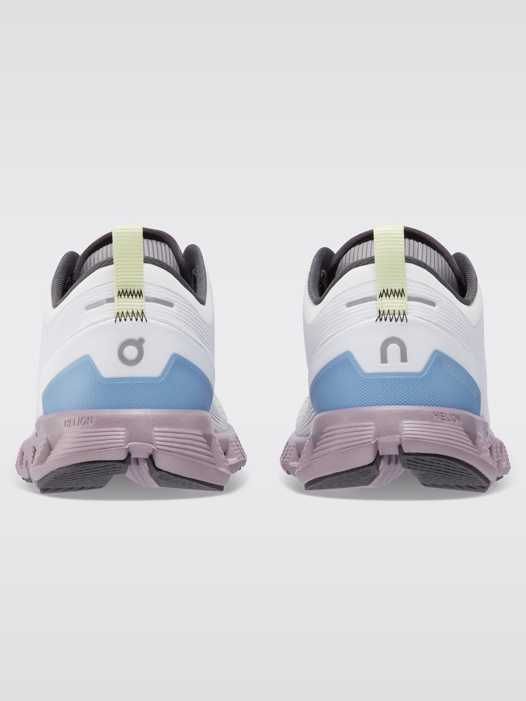 Cloud X 3 Shift - White | Heron sold by Carbon38 product image thumbnail 3