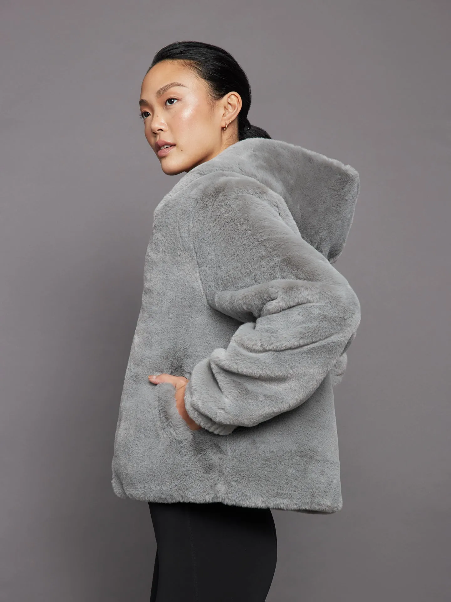 Luz - Smoke sold by Carbon38 product image thumbnail 2