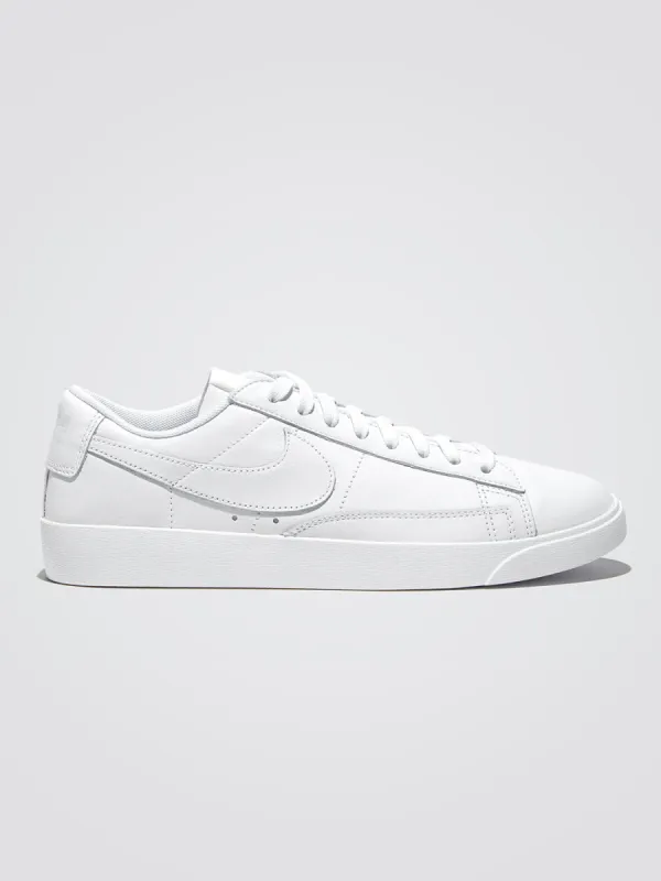 Blazer Low Le Sneaker - White/White-White sold by Carbon38