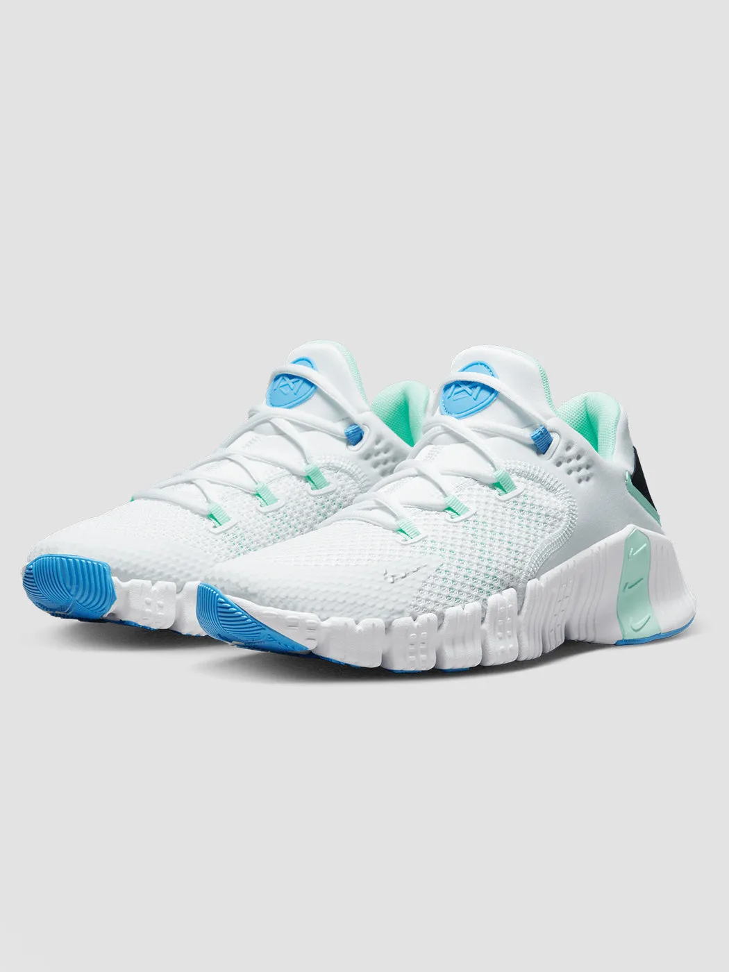 Nike Free Metcon 4 - WHITE/METALLIC SILVER-MINT FOAM sold by Carbon38 product image thumbnail 2