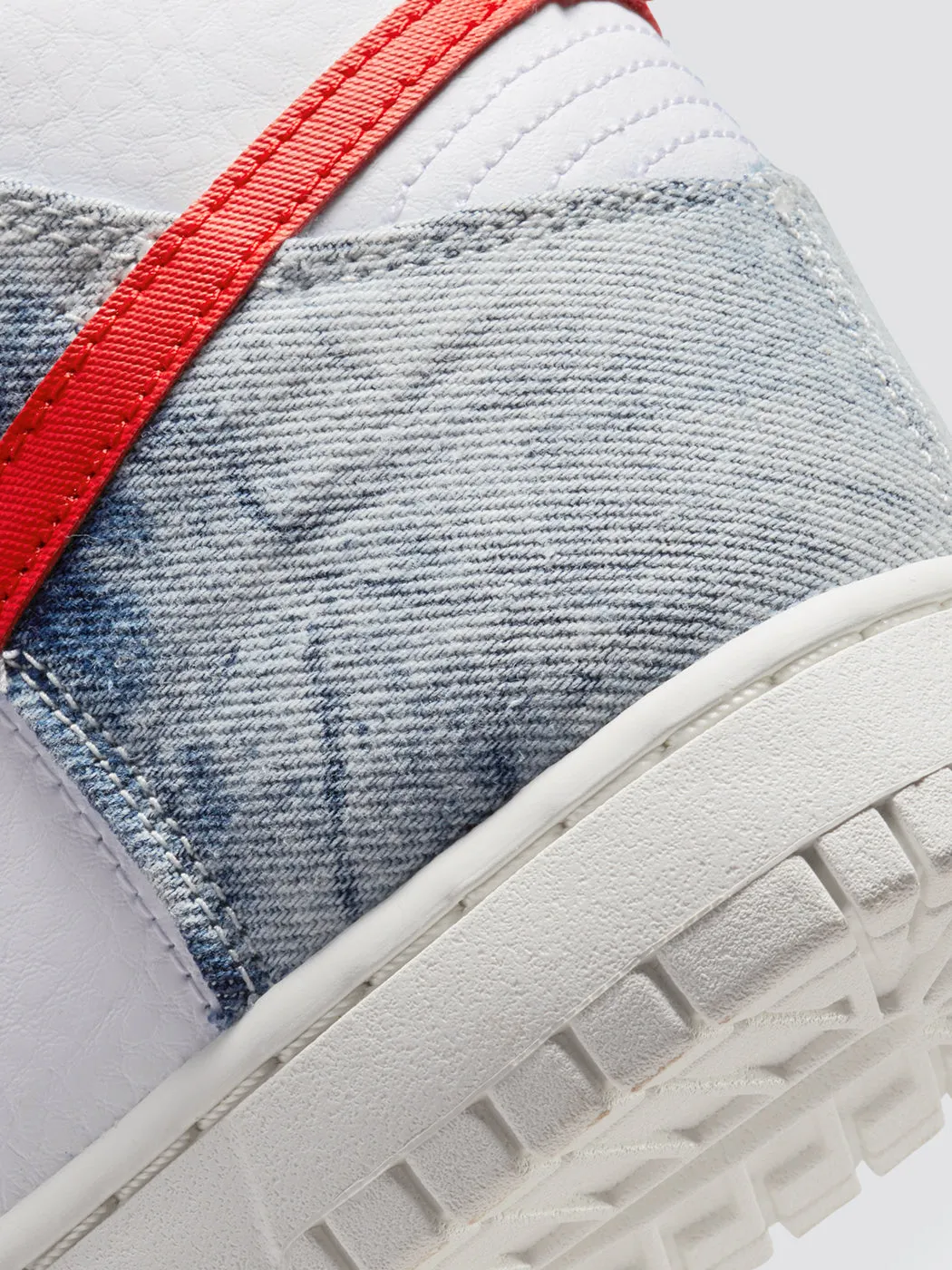 NIKE DUNK HIGH - Multi/Habanero Red-White-Sail sold by Carbon38 product image thumbnail 4