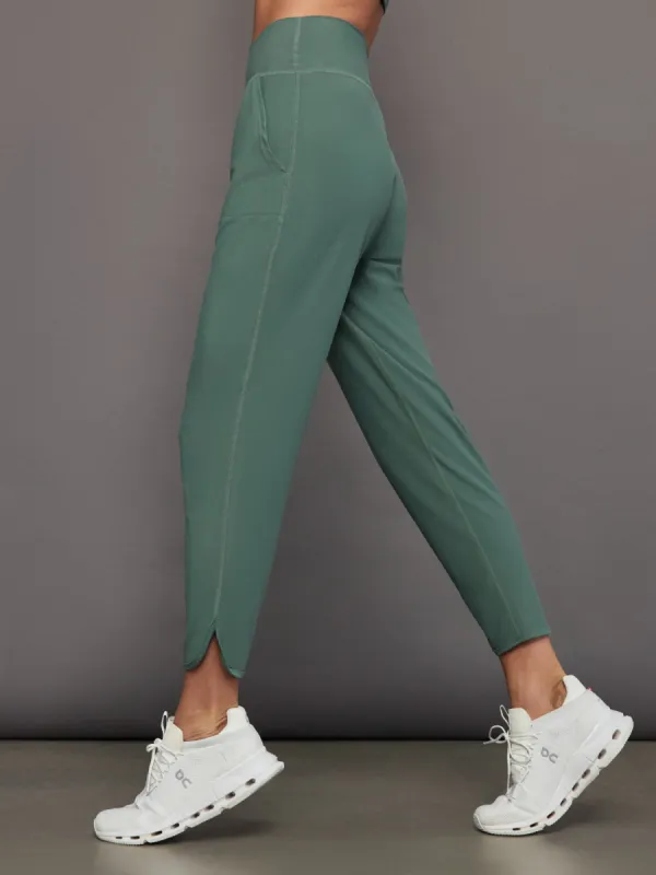 Jogger in Melt - Silverpine sold by Carbon38