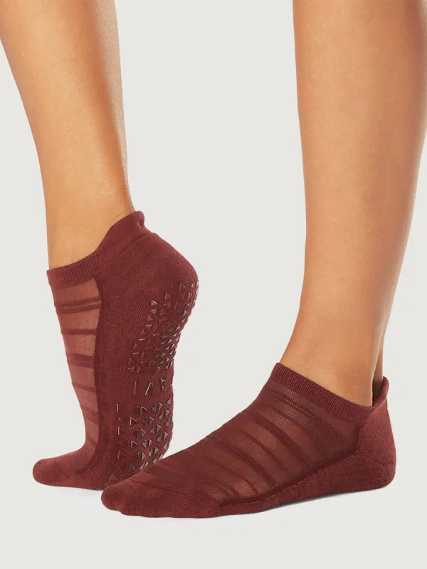 Savvy Breeze Grip Socks - Sahara sold by Carbon38